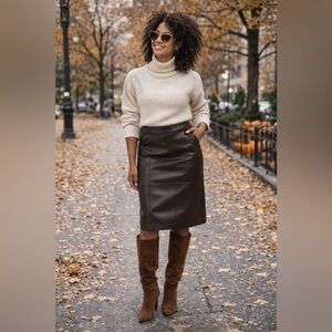 ❗️BUY NOW❗️ITEM WILL BE REMOVED SOON❗️Elie Tahari Black Faux Leather Skirt